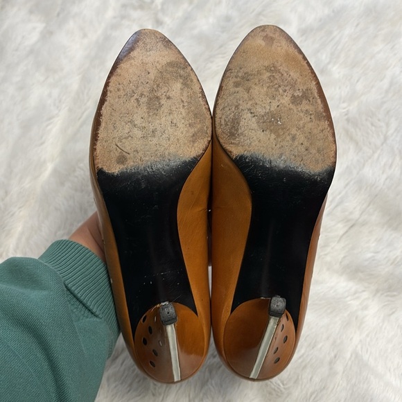 Vintage Stuart Weitzman pumps - Picture 8 of 8
